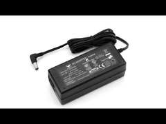 Adattatore intercambiabile di potere della spina